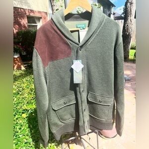 New Orvis 100% Merino Wool Sweater Jacket  Windproof Water resistant